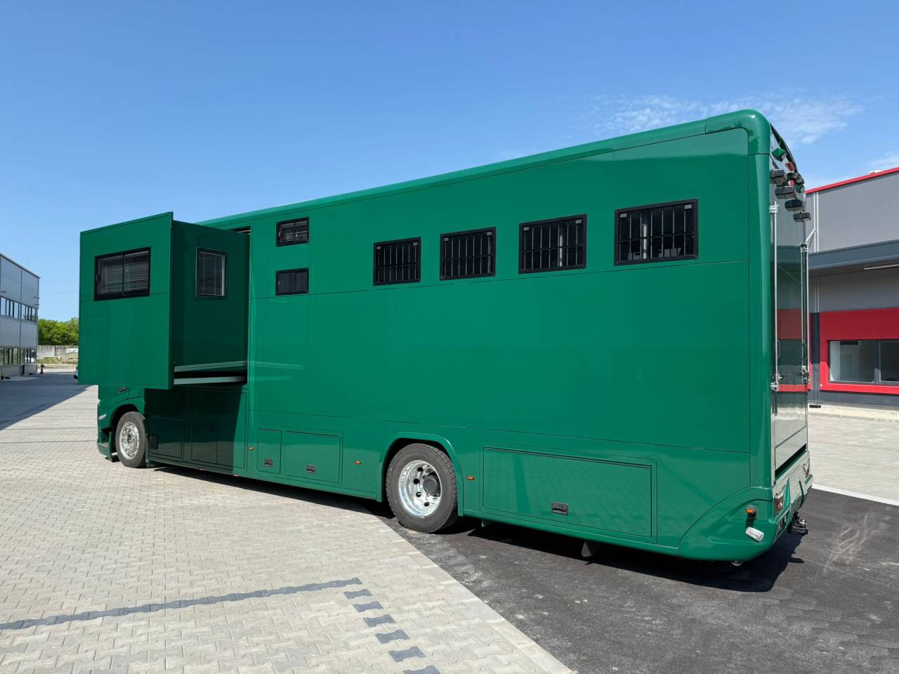 Horsebox NON-HGV HTIs VOLVO FM 500 HTI PROFESSIONAL 5 2026 New
