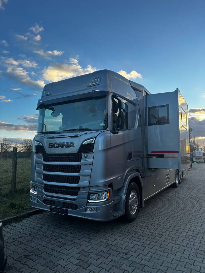 Horsebox NON-HGV HTIs SCANIA S460 HTI PROFESSIONAL 7 2026 New