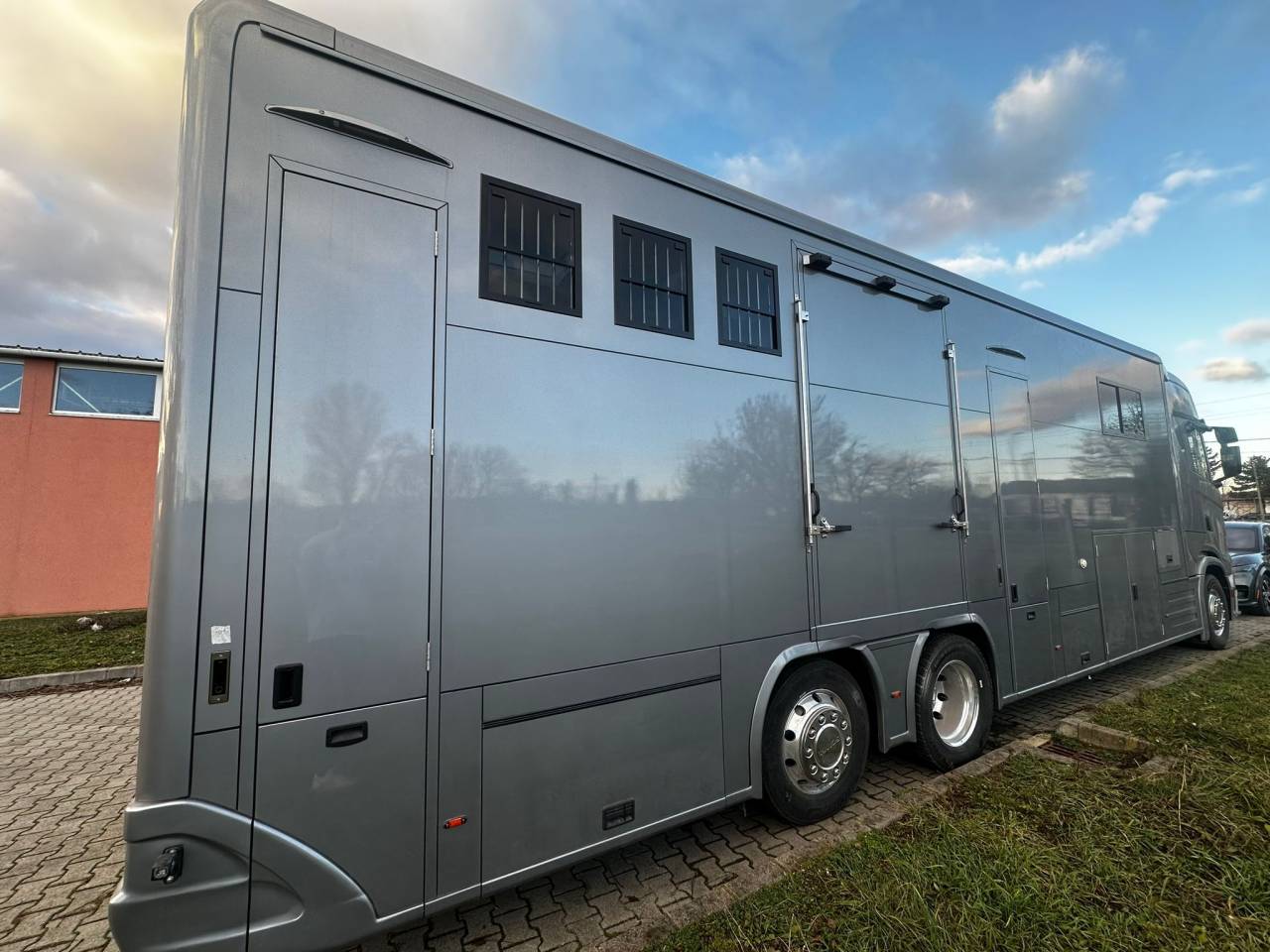 Horsebox NON-HGV HTIs SCANIA S460 HTI PROFESSIONAL 7 2026 New