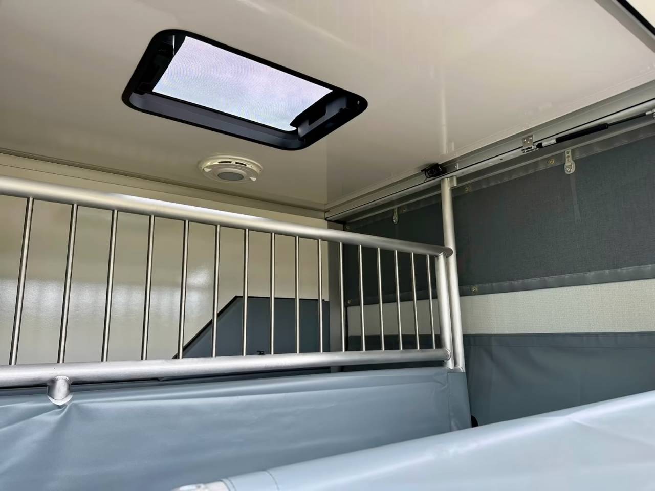 Horsebox HGV Renault RENAULT MASTER 170 MSG STALLION LIGHT AUTOMATIQUE 2026 New