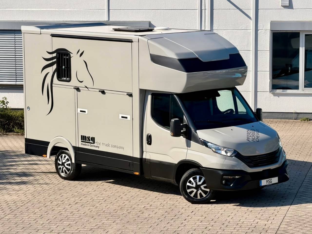 Horsebox HGV Iveco IVECO DAILY 35-210 HI-MATIC MSG STALLION LIGHT 2026 New