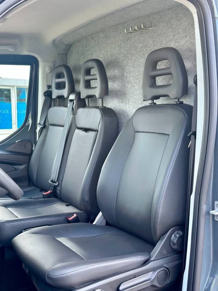 Horsebox HGV Iveco IVECO DAILY 35-210 HI-MATIC MSG STALLION LIGHT 2026 New