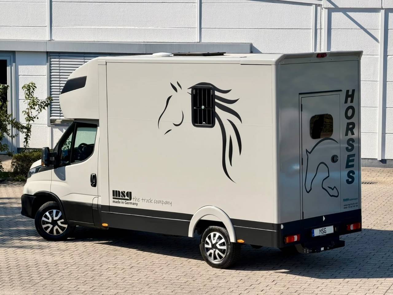 Horsebox HGV Iveco IVECO DAILY 35-210 HI-MATIC MSG STALLION LIGHT 2026 New