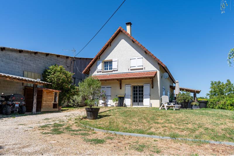 Equestrian property  Is&egrave;re