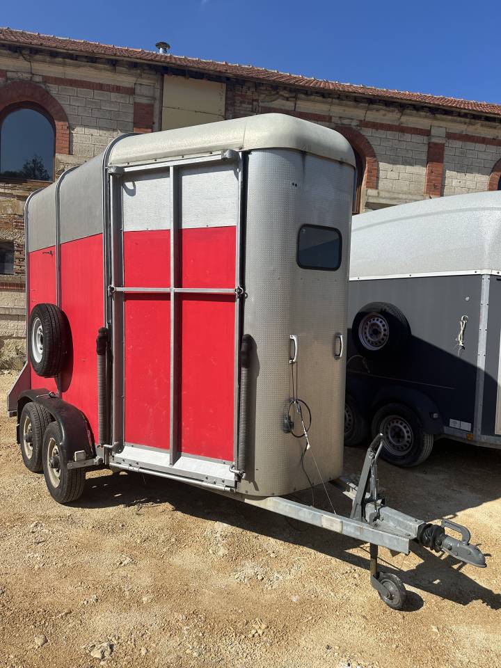 Horse trailer Ifor Williams HB505R 2 Stalls 1986 Used