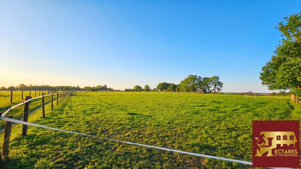 Equestrian property  Maine-et-Loire