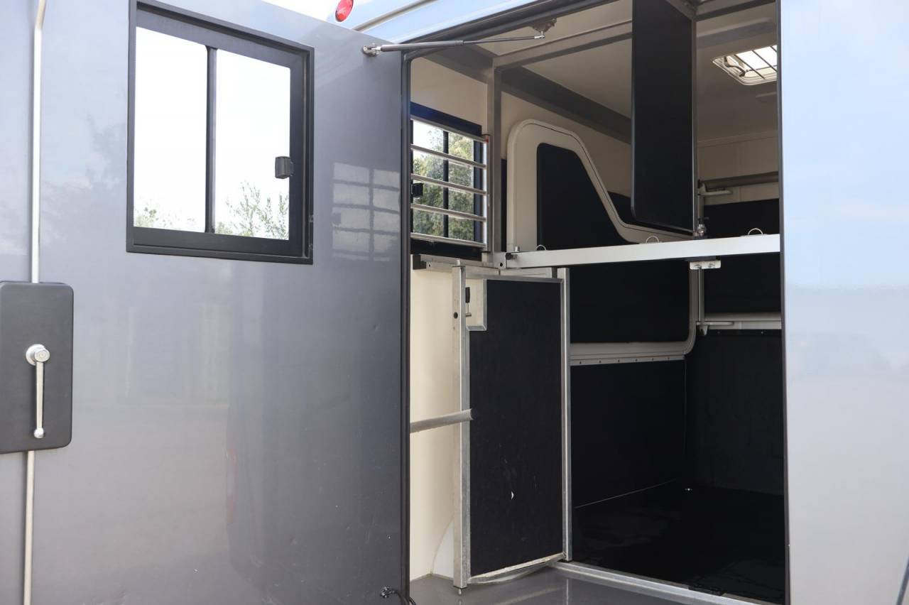 Horsebox HGV STX STX 2022 Used
