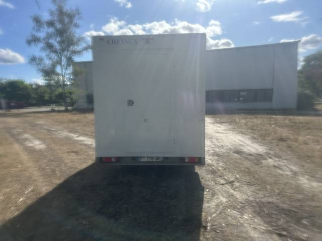 Horsebox HGV Renault master 2020 Used