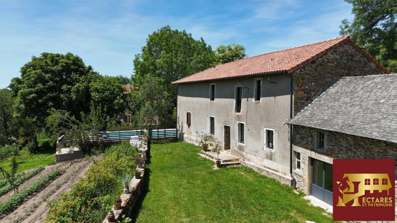 Equestrian Bed and Breakfast  Lot