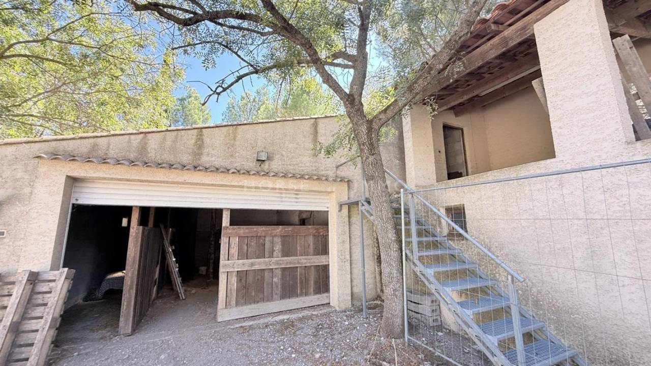 Equestrian property  H&eacute;rault