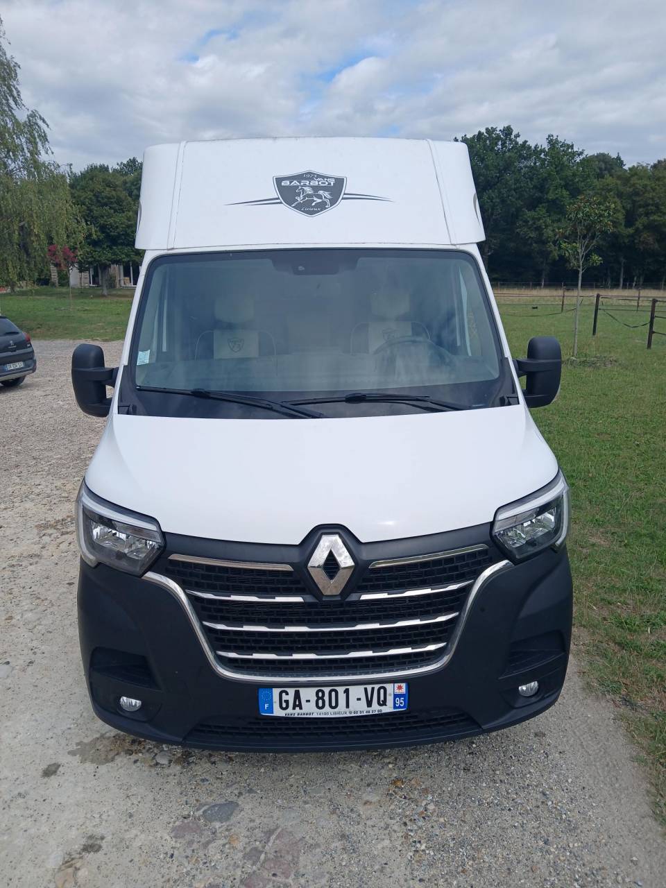 Horsebox HGV Barbot Renault master 2021 Used