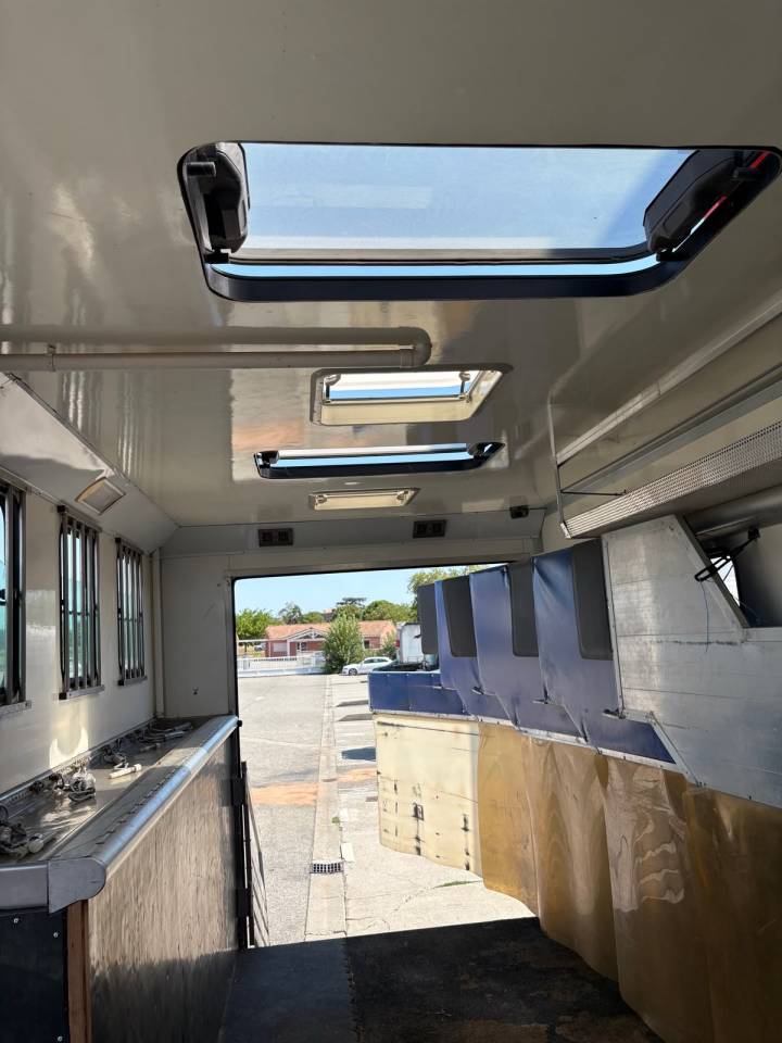 Horsebox NON-HGV Man 12224 2000 Used
