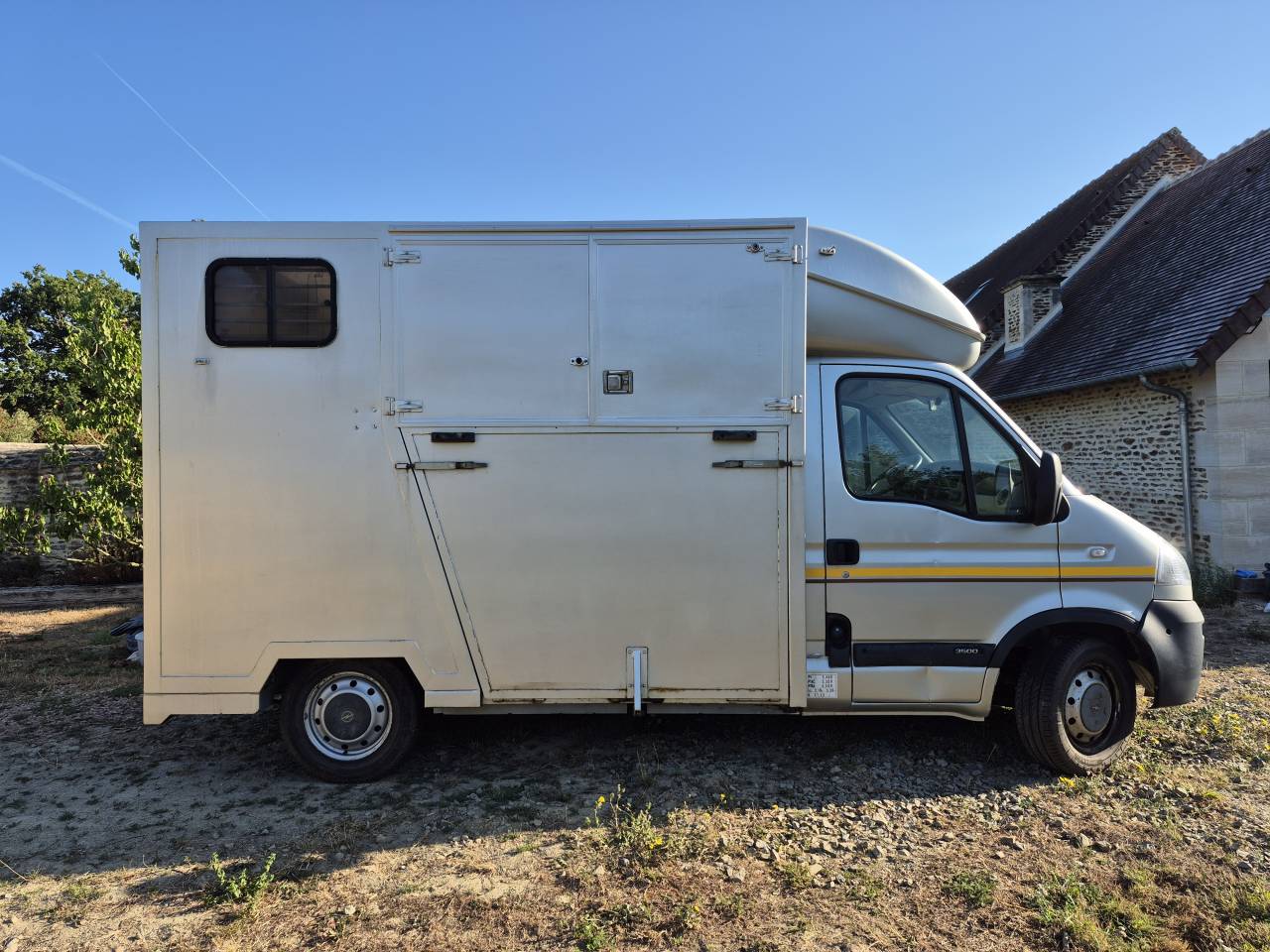 Horsebox HGV Opel movano 2007 Used