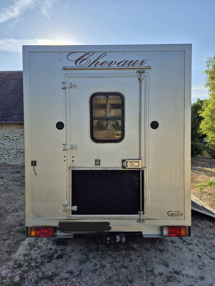 Horsebox HGV Opel movano 2007 Used