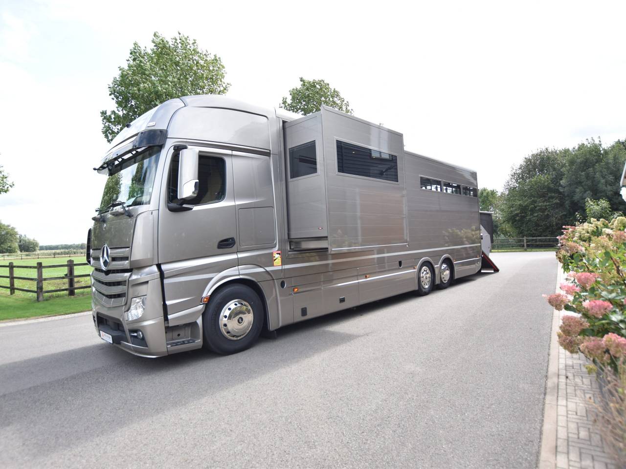 Horsebox NON-HGV Roelofsen  2013 Used