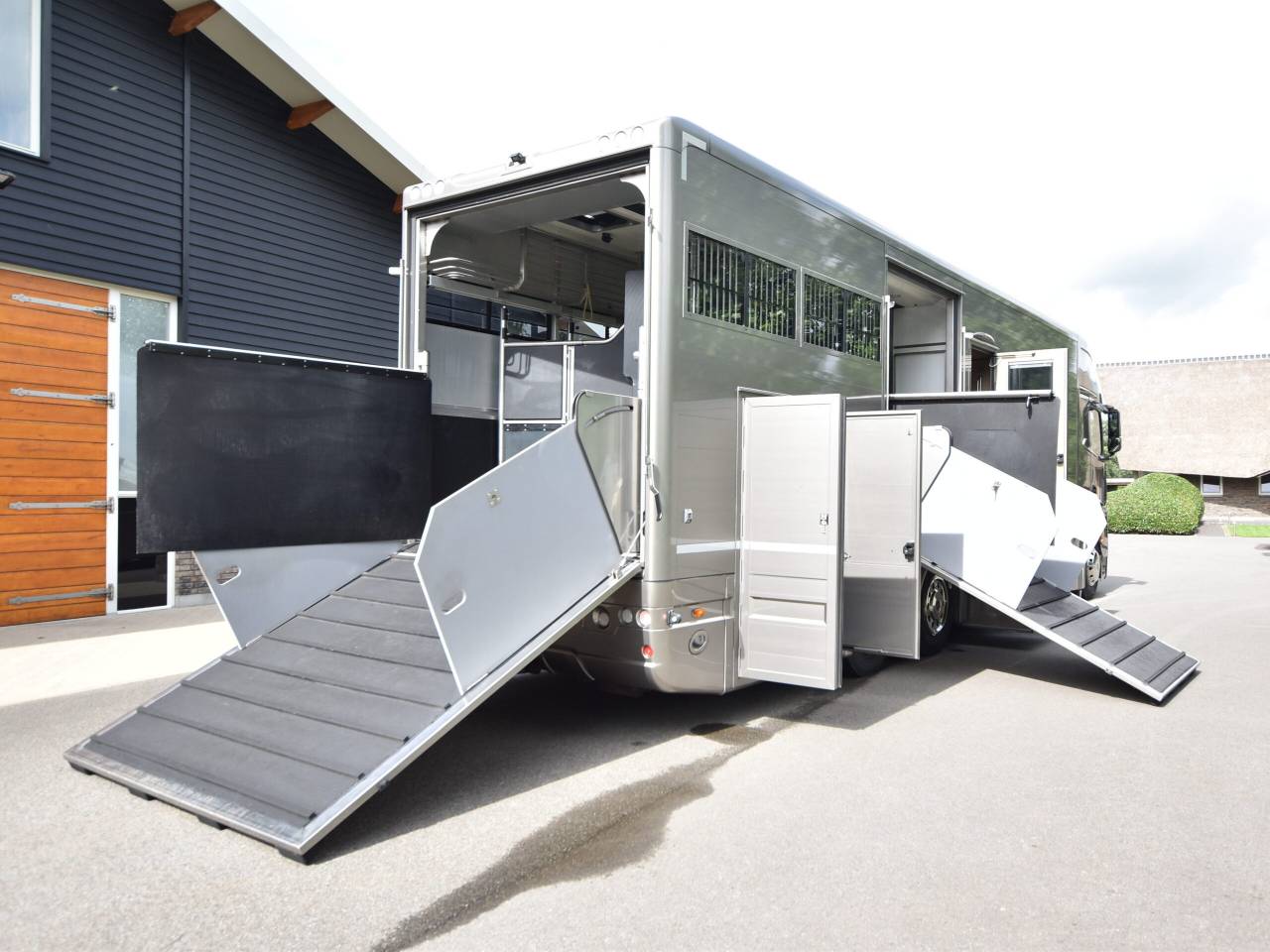 Horsebox NON-HGV Roelofsen  2013 Used