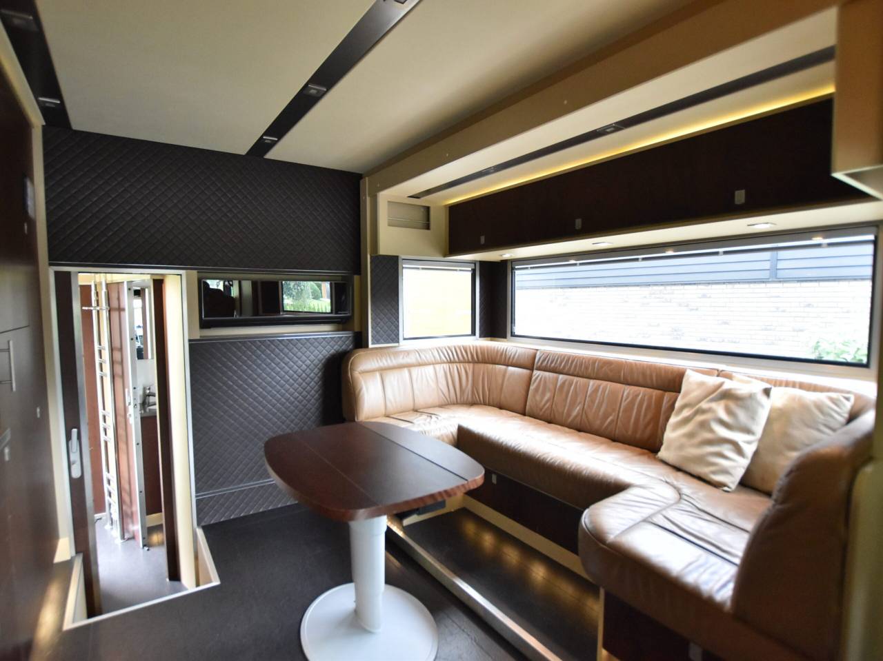 Horsebox NON-HGV Roelofsen  2013 Used