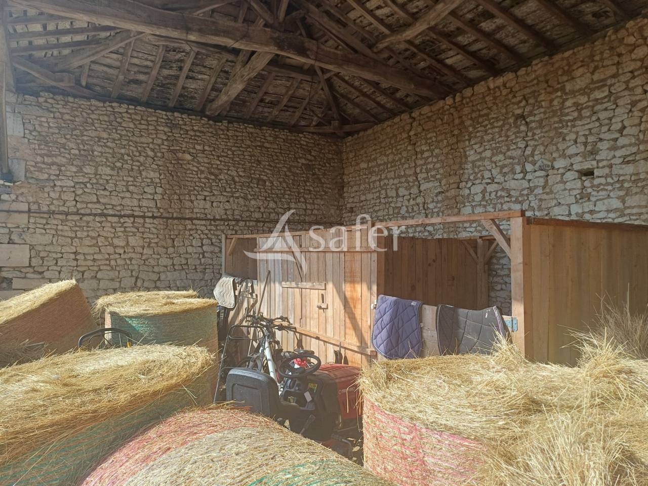 Other agricultural property  Charente-Maritime