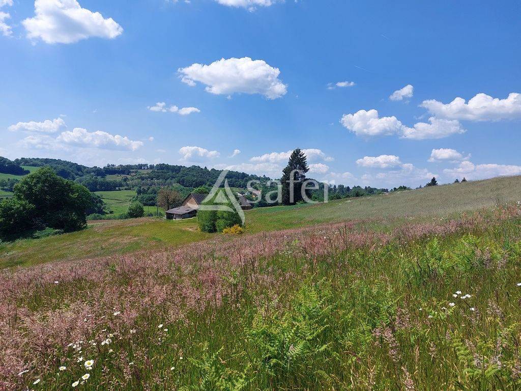 Other country property  Corr&egrave;ze