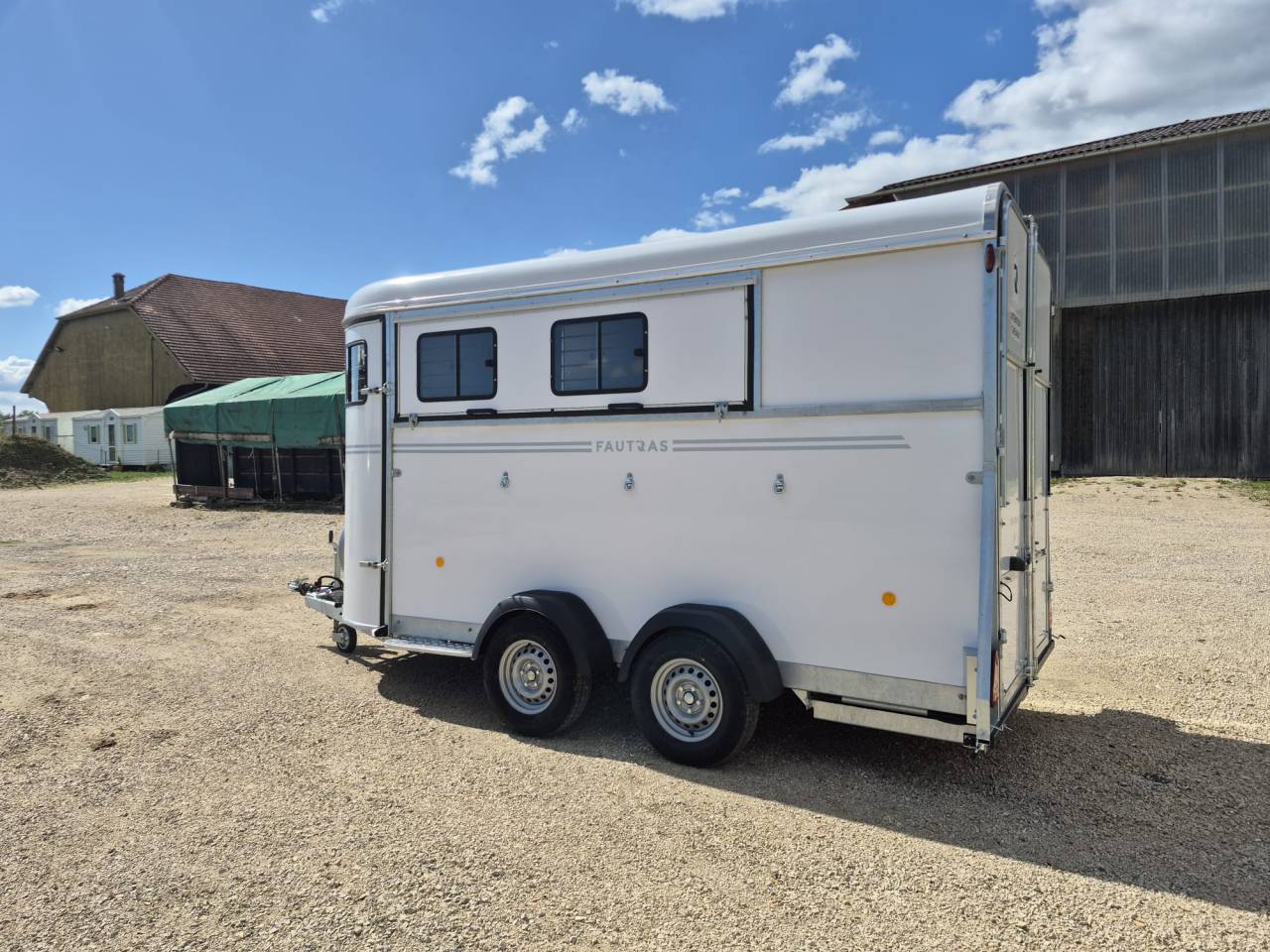 Horse trailer Fautras oblic +3 3 Stalls 2026 New