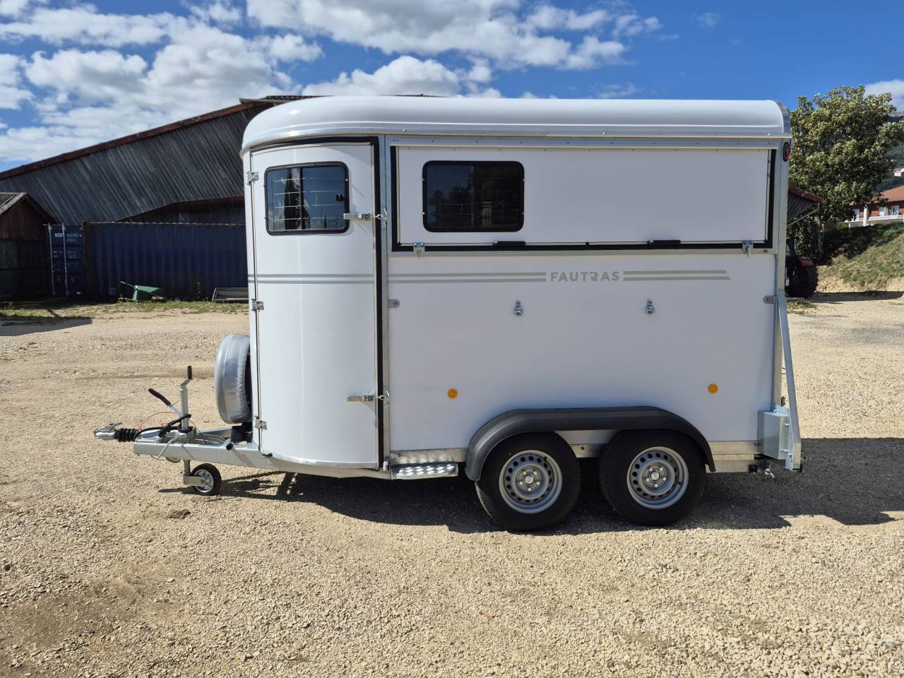 Horse trailer Fautras Oblic +2 2 Stalls 2026 New