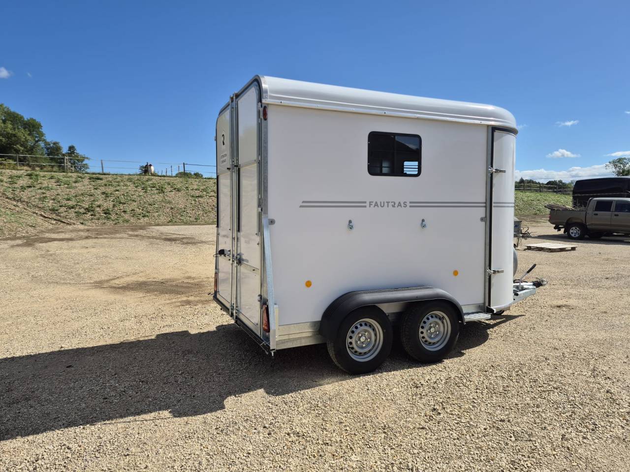 Horse trailer Fautras Oblic +2 2 Stalls 2026 New