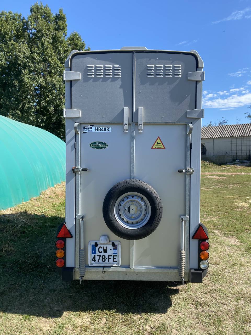 Horse trailer Ifor Williams HB403 1,5 Stalls 2013 Used