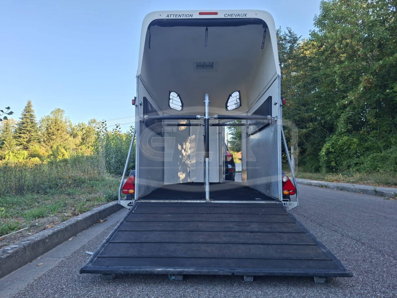 Horse trailer Cheval Liberte Gold First Premium 2 Stalls 2017 Used