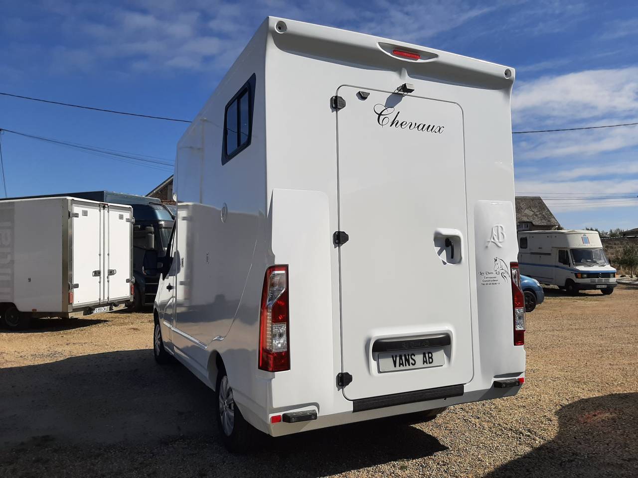 Horsebox HGV Renault Master 2017 Used