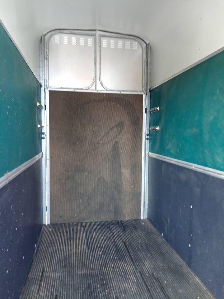 Horse trailer Ifor Williams HB401R 1,5 Stalls 2003 Used