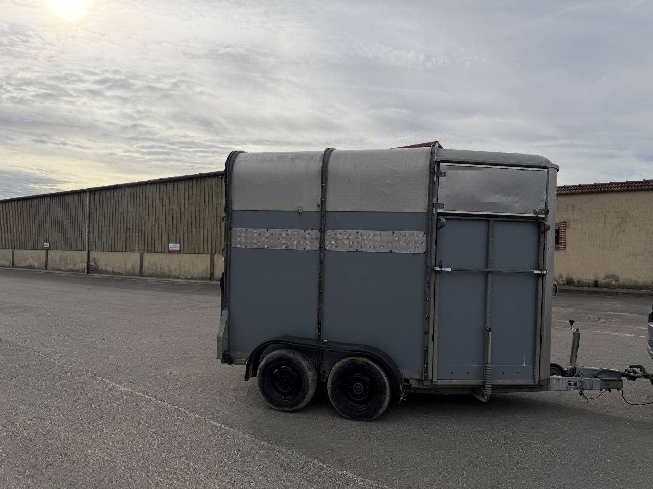 Horse trailer Ifor Williams HB505R 2 Stalls 2000 Used