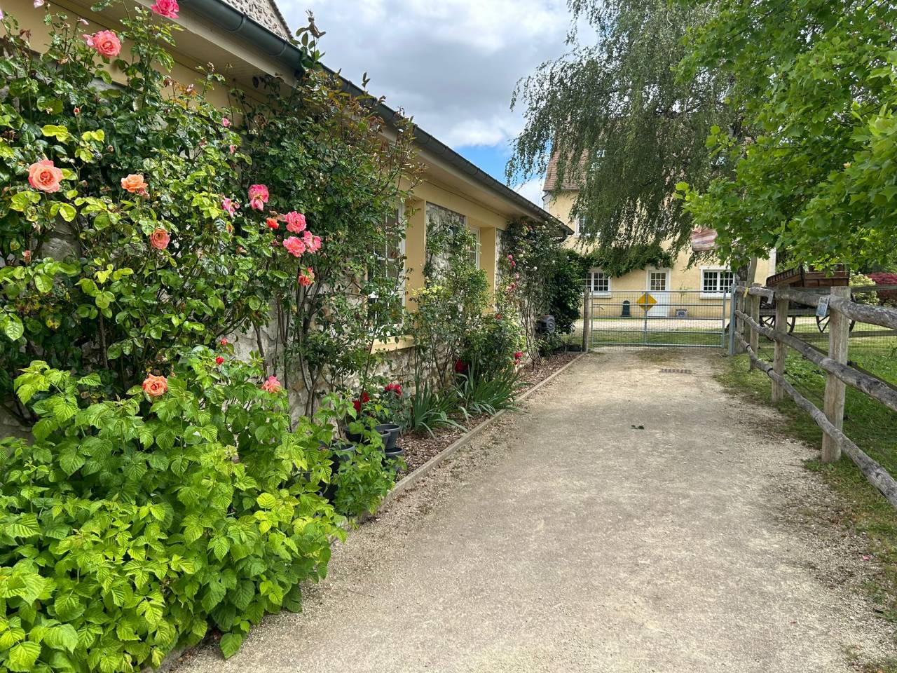 Luxurious equestrian property  Yvelines