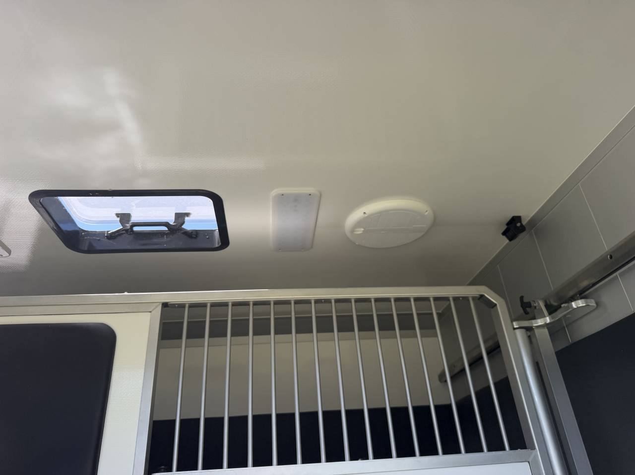 Horsebox HGV STX HARAS LONG 2025 Used