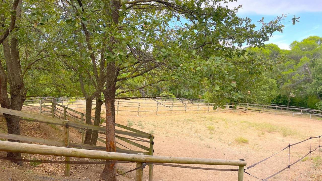 Luxurious equestrian property  Var