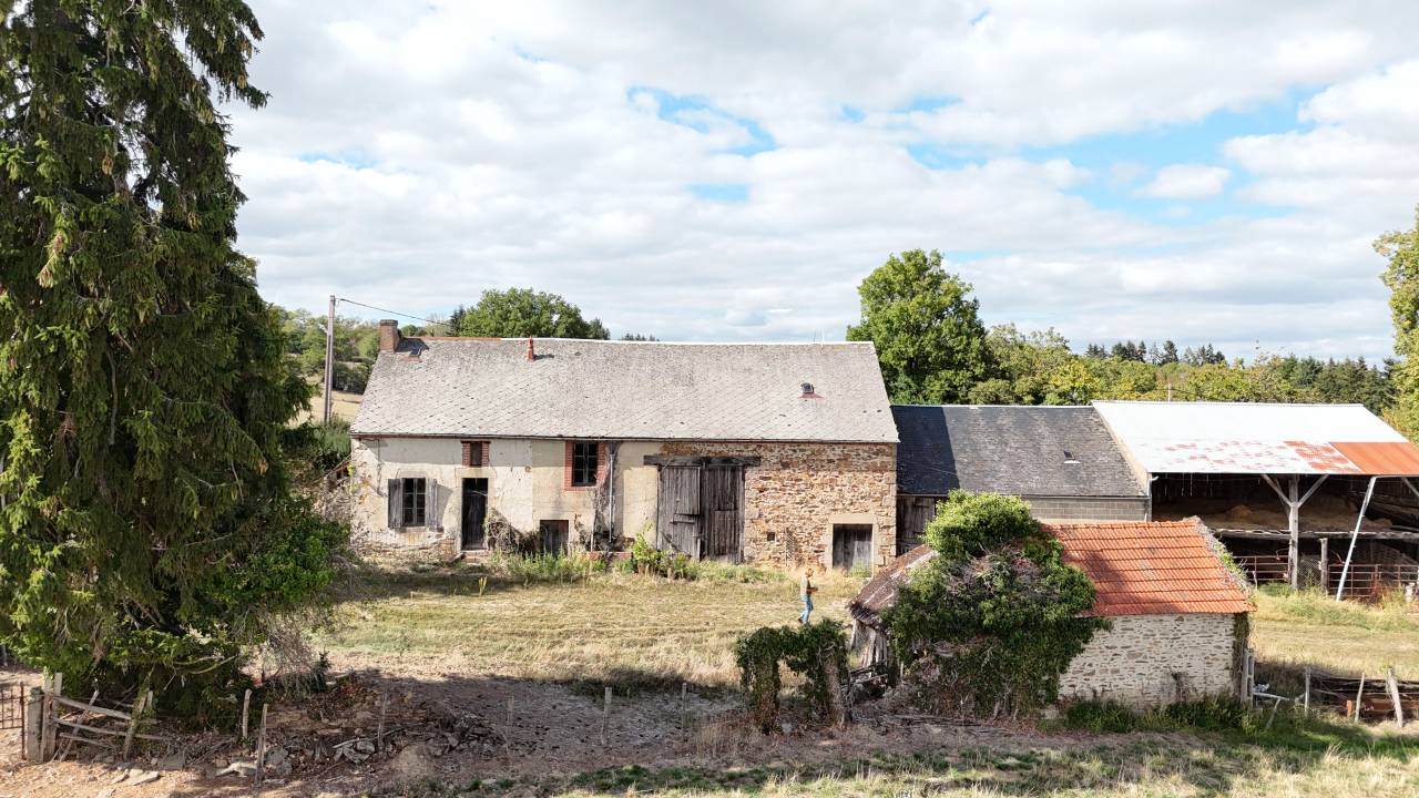 Farm to be restored  Creuse