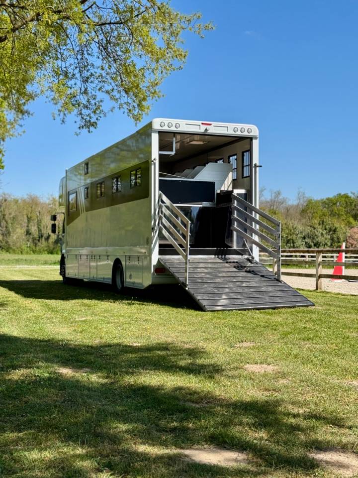 Horsebox NON-HGV Renault CONCEPTPGO  2017 Used