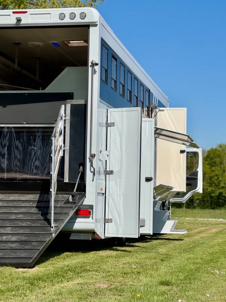 Horsebox NON-HGV Renault CONCEPTPGO  2017 Used