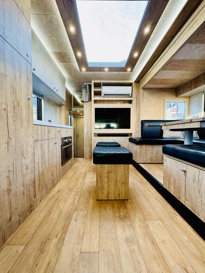 Horsebox NON-HGV Volvo CONCEPTPGO 2023 New