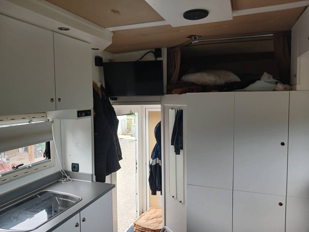 Horsebox NON-HGV Renault MILDIUM 280 DXI 2008 Used
