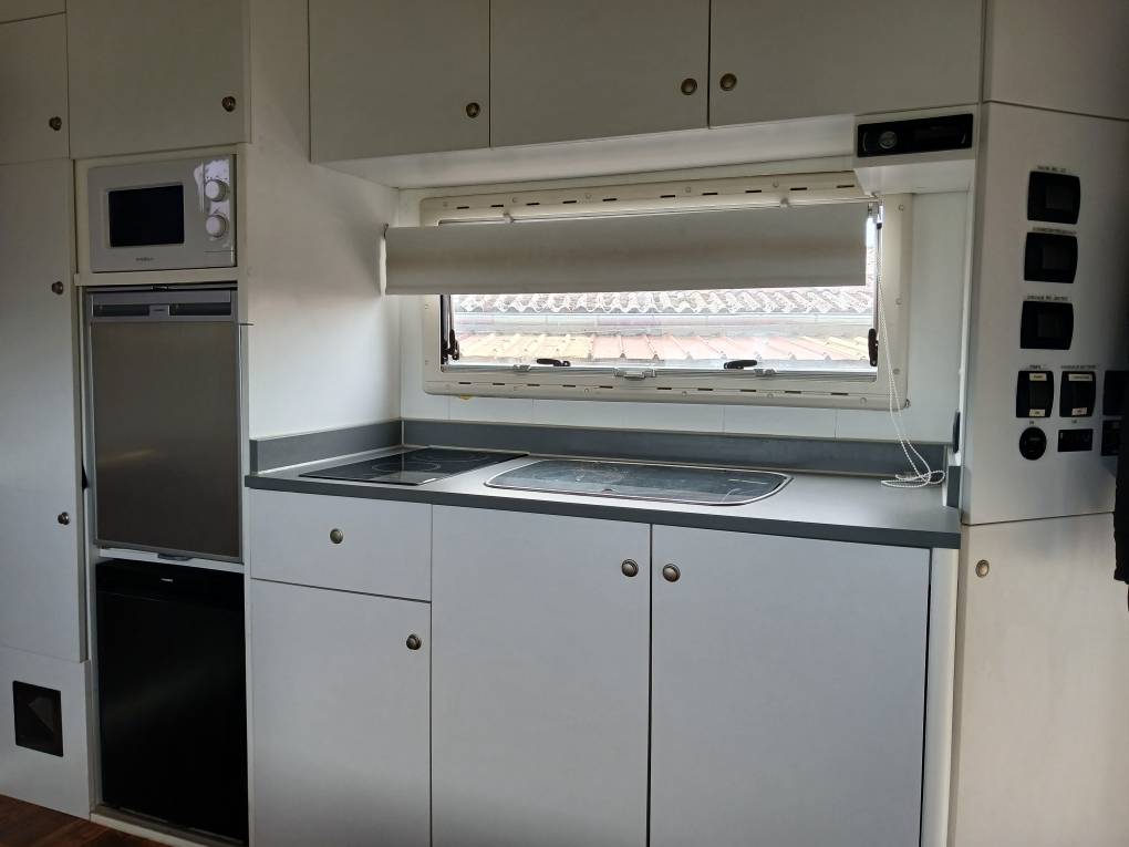 Horsebox NON-HGV Renault MILDIUM 280 DXI 2008 Used