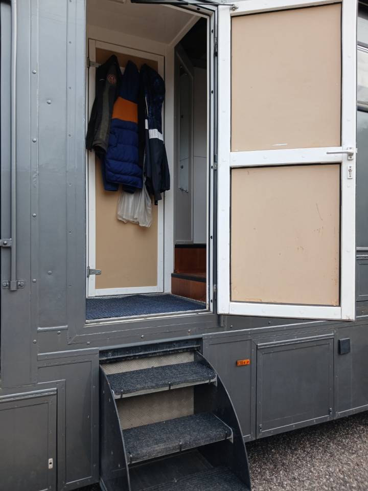 Horsebox NON-HGV Renault MILDIUM 280 DXI 2008 Used