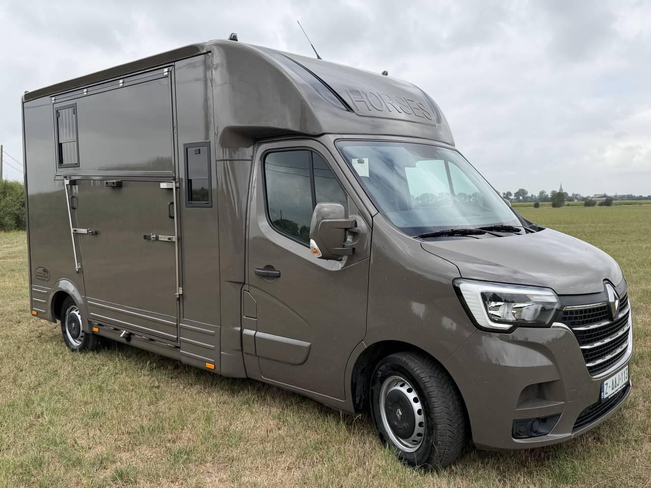 Horsebox HGV Renault Master Equimatt 2022 New