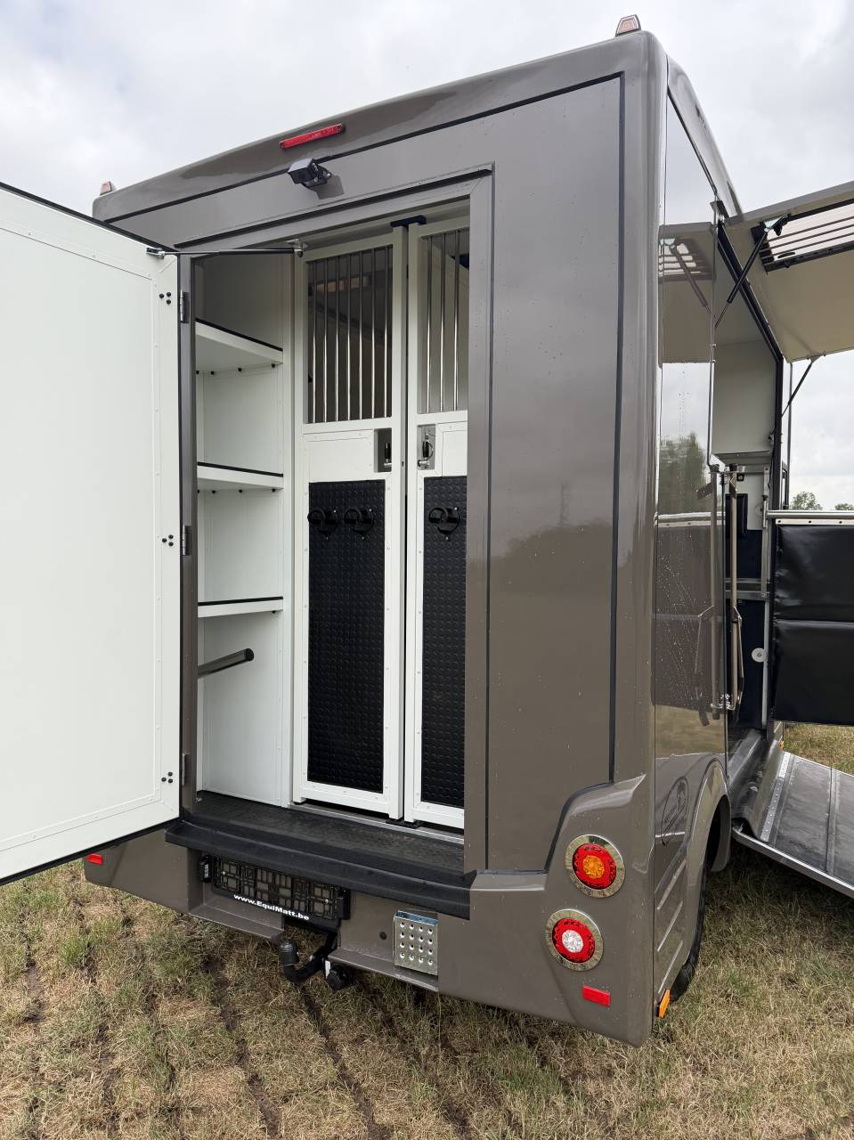 Horsebox HGV Renault Master Equimatt 2022 New