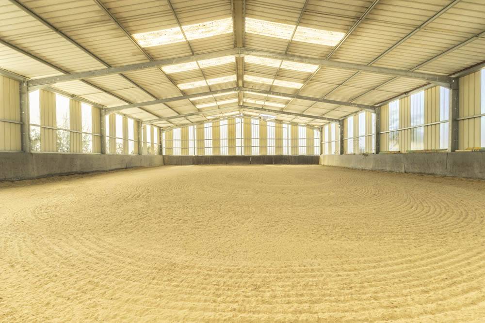 Livery yard  Essonne