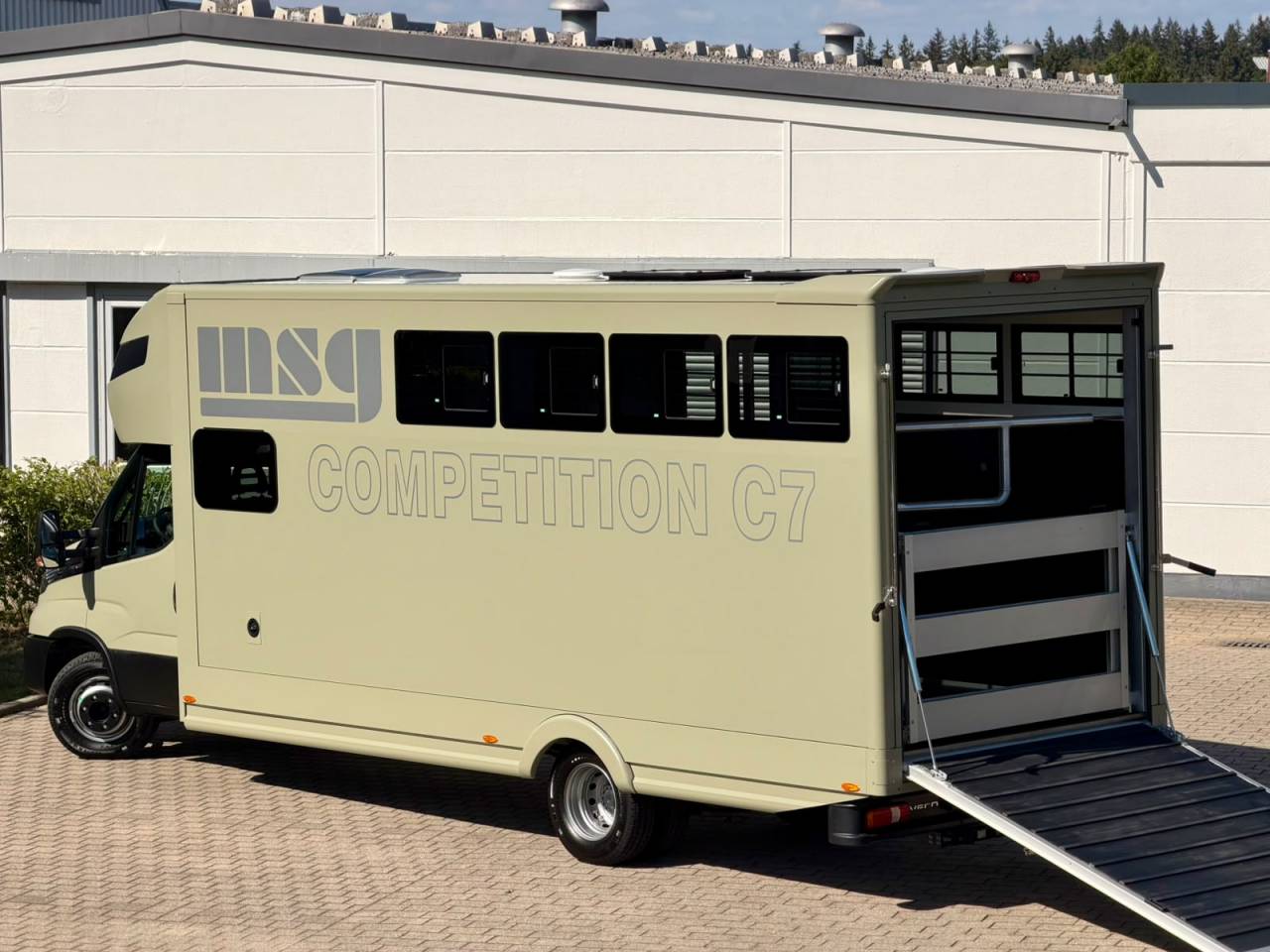 Horsebox NON-HGV Iveco IVECO DAILY 72.210 MSG COMPETITION C7 2026 New
