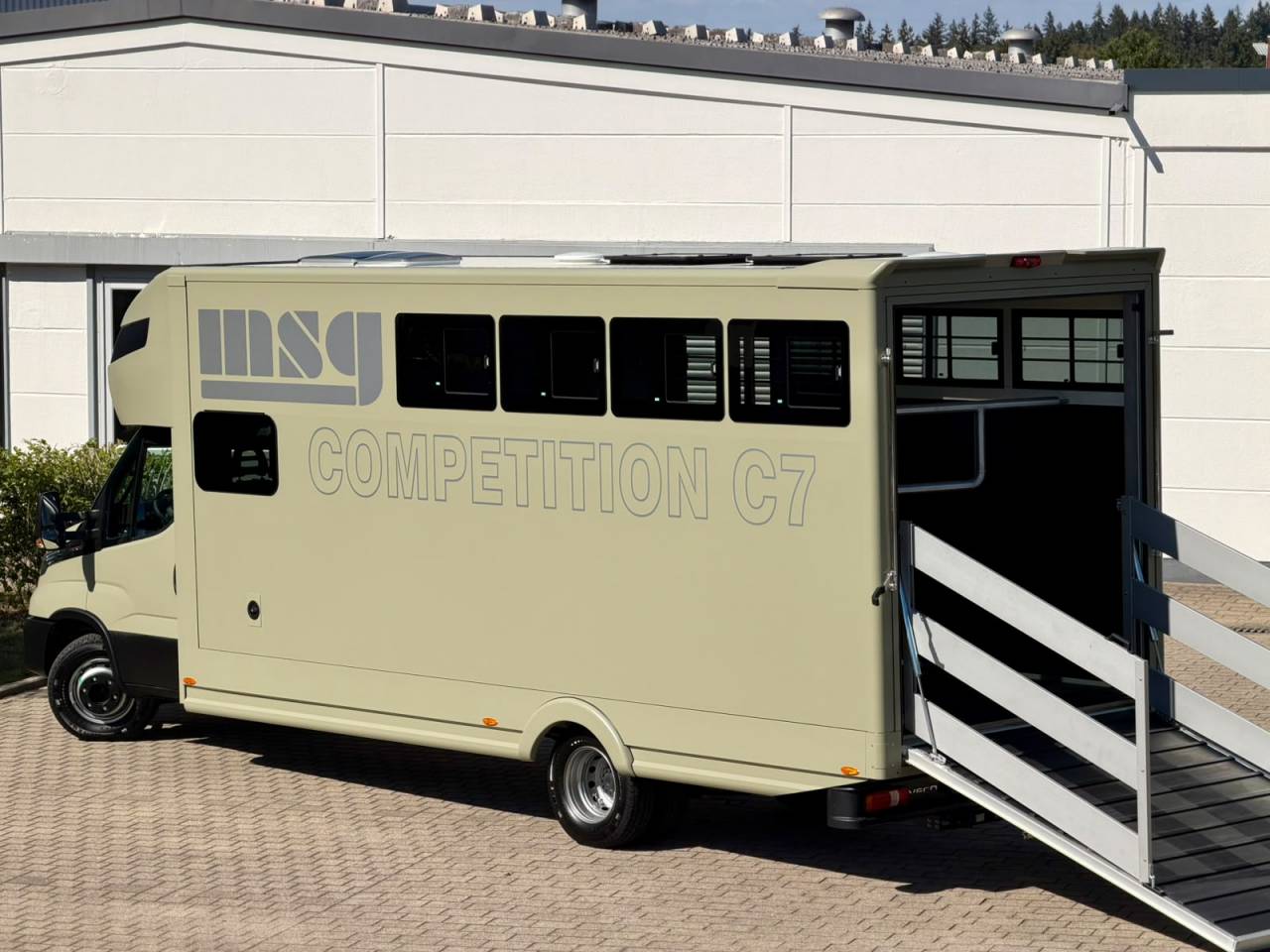 Horsebox NON-HGV Iveco IVECO DAILY 72.210 MSG COMPETITION C7 2026 New
