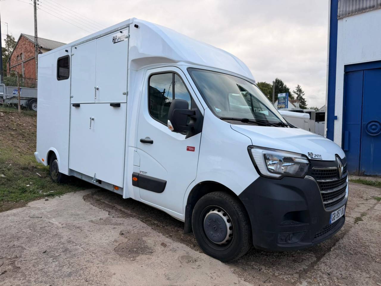 Horsebox HGV AP Petit Renault Master 2021 Used