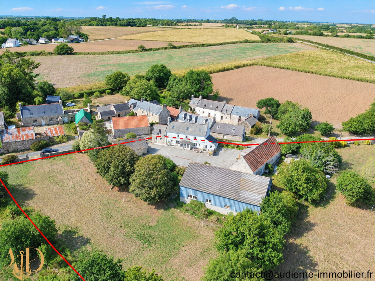 Equestrian property  Finist&egrave;re