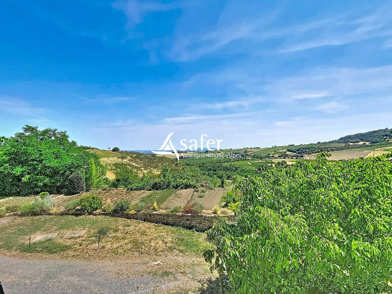 Other country property  Rh&ocirc;ne