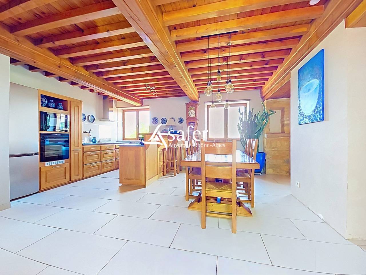 Other country property  Rh&ocirc;ne